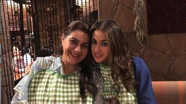Amrita Singh and Sara Ali Khan wish fans ‘Eid Mubarak’. (Instagram) Amrita Singh and Sara Ali Khan wish fans ‘Eid Mubarak’. (Instagram)