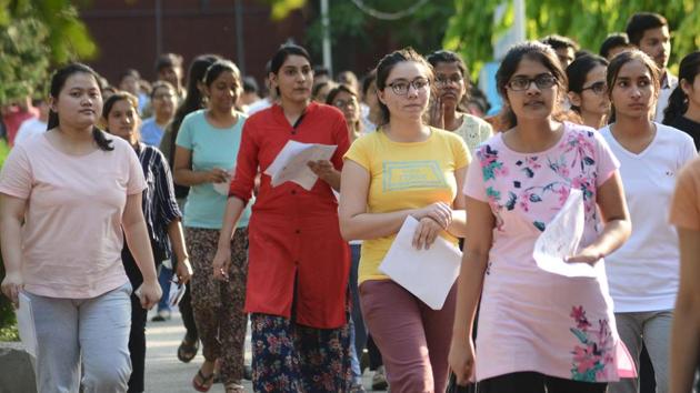 NEET result 2019 live: The National Testing Agency (NTA) has declared the result of National Eligibility cum Entrance Test (NEET) 2019 examination.(HT file)