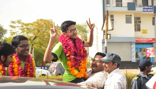 Nalin Khandelwal celebrates after securing all-India rank 1 in National Eligibility cum Entrance Test (NEET) 2019 examination, in Jaipur. (Prabhakar Sharma / HT Photo)