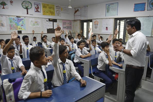 The draft education policy released by the union human resource development ministry last week has been approved by the Bharatiya Shikshan Mandal (BSM), an offshoot of the Rashtriya Swayamsevak Sangh (RSS). (Sanchit Khanna/HT PHOTO) The draft education policy released by the union human resource development ministry last week has been approved by the Bharatiya Shikshan Mandal (BSM), an offshoot of the Rashtriya Swayamsevak Sangh (RSS). (Sanchit Khanna/HT PHOTO)
