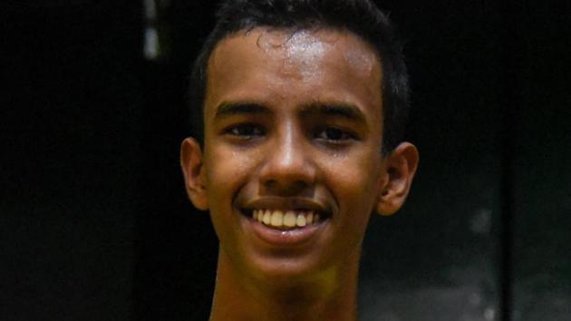 Suveer Pradhan beats an unseeded challenger on day one of the Pune district badminton championships 2019 at the PDMBA sports complex in Shivajinagar on Wednesday. (SANKET WANKHADE/HT) Suveer Pradhan beats an unseeded challenger on day one of the Pune district badminton championships 2019 at the PDMBA sports complex in Shivajinagar on Wednesday. (SANKET WANKHADE/HT)