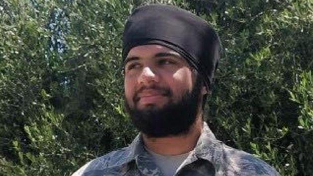 Bajwa, a crew chief at McChord Air Force Base, Washington, is now the first active airman who has been authorised to adhere to Sikh religious grooming and dress principles while serving in the Air Force. (Sikh Coalition /Twitter) Bajwa, a crew chief at McChord Air Force Base, Washington, is now the first active airman who has been authorised to adhere to Sikh religious grooming and dress principles while serving in the Air Force. (Sikh Coalition /Twitter)