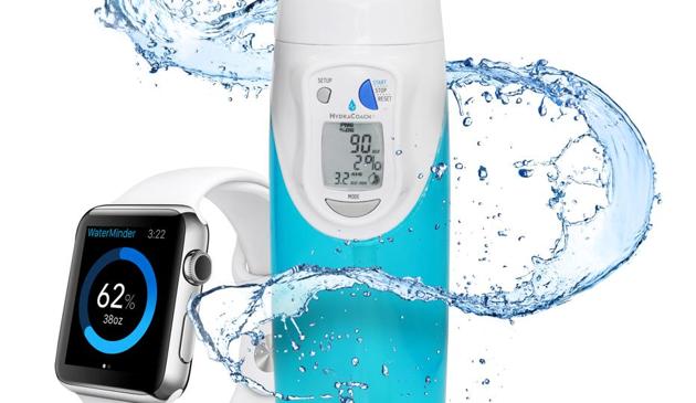Manually logging your water intake each time you take a sip can be a little overwhelming, and that’s where the new-age smart water bottles come handy.