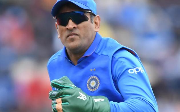 India's Mahendra Singh Dhoni fields during the 2019 Cricket World Cup group stage match against South Africa.(AFP)