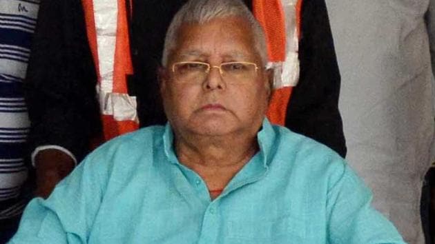 Prasad suddenly complained of restlessness and suffocation. His condition had deteriorated after the air-conditioning of his room was shut down because of a power cut.(File Photo / Hindustan Times) Prasad suddenly complained of restlessness and suffocation. His condition had deteriorated after the air-conditioning of his room was shut down because of a power cut.(File Photo / Hindustan Times)