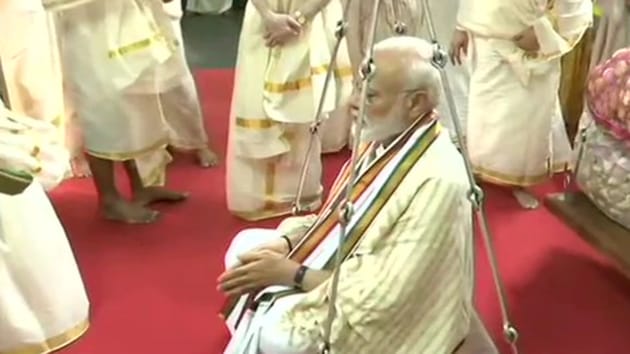 Talking about the recent nipah virus threat the PM said both the union and state governments will work on tandem to contain the deadly virus. (HT Photo) Talking about the recent nipah virus threat the PM said both the union and state governments will work on tandem to contain the deadly virus. (HT Photo)