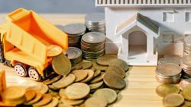 85-year-old UAE-based Indian expat collects over 2,000 coins ...