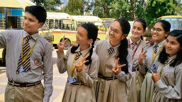 Students of Abhinav English School, Narhe enjoying their victory in SSC at School Campus.(Ravindra Joshi/HT PHOTO)