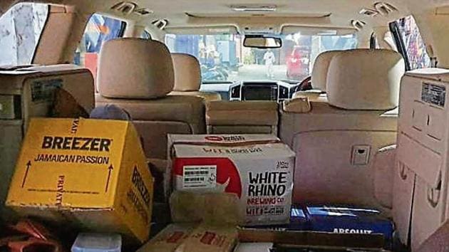 Around 800 people, mostly juveniles, had attended the party and served liqour and drugs, said the excise department. (Sourced) Around 800 people, mostly juveniles, had attended the party and served liqour and drugs, said the excise department. (Sourced)