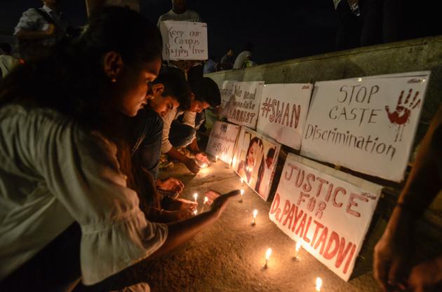 Dr Payal Tadvi, 26, was a second-year student and resident doctor at BYL Nair Hospital. On May 22, she committed suicide. (HT PHOTO) Dr Payal Tadvi, 26, was a second-year student and resident doctor at BYL Nair Hospital. On May 22, she committed suicide. (HT PHOTO)