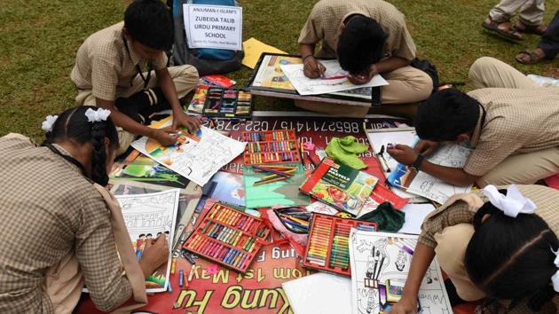 CRPF has organized a talent hunt program to identify, nourish and embellish the young generation in the field of arts.(Bachchan Kumar/HT) CRPF has organized a talent hunt program to identify, nourish and embellish the young generation in the field of arts.(Bachchan Kumar/HT)
