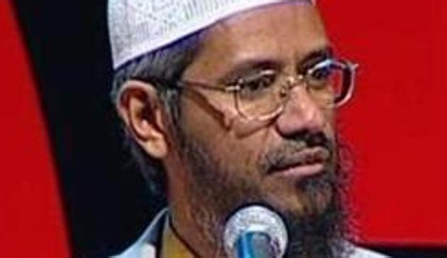 The Enforcement Directorate (ED) has charged Zakir Naik with a Rs 193 crore money-laundering case and is planning to get a Mumbai court issue a non-bailable arrest warrant.(HT File) The Enforcement Directorate (ED) has charged Zakir Naik with a Rs 193 crore money-laundering case and is planning to get a Mumbai court issue a non-bailable arrest warrant.(HT File)