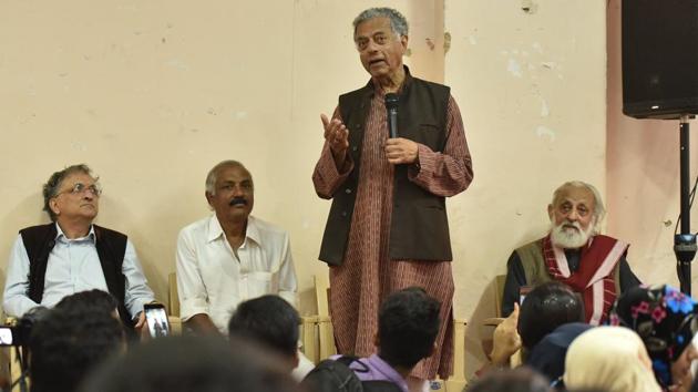 Karnad speaks as historian Ramachandra Guha looks on, during the inauguration of a literary meet for tolerance at Senate Hall in Bengaluru, on September 02, 2018. He also took the lead in several protests against the Karnataka Prevention of Cow Slaughter and Preservation (Amendment) Bill 2012, brought by the then BJP government. At an event, Karnad said while not a beef eater himself, he supported consumption as it was part of several cultures. (Arijit Sen / HT Archive) Karnad speaks as historian Ramachandra Guha looks on, during the inauguration of a literary meet for tolerance at Senate Hall in Bengaluru, on September 02, 2018. He also took the lead in several protests against the Karnataka Prevention of Cow Slaughter and Preservation (Amendment) Bill 2012, brought by the then BJP government. At an event, Karnad said while not a beef eater himself, he supported consumption as it was part of several cultures. (Arijit Sen / HT Archive)