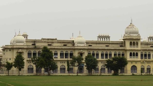 The Lucknow University (LU) has prohibited its teaching and non-teaching staff residing on the campus from keeping animals. (Subhankar Chakraborty/HT PHOTO) The Lucknow University (LU) has prohibited its teaching and non-teaching staff residing on the campus from keeping animals. (Subhankar Chakraborty/HT PHOTO)