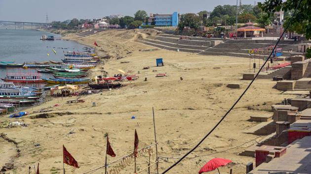 Dry weather prevailed in most parts of Uttar Pradesh on Monday, with state capital Lucknow recording a maximum temperature of 42.8 degree Celsius, four degrees above normal, and a minimum of 29 degrees Celsius. Orai recorded a high of 46.5 degrees Celsius, while both Aligarh and Varanasi recorded maximum temperature of 46.4 degrees Celsius. (PTI) Dry weather prevailed in most parts of Uttar Pradesh on Monday, with state capital Lucknow recording a maximum temperature of 42.8 degree Celsius, four degrees above normal, and a minimum of 29 degrees Celsius. Orai recorded a high of 46.5 degrees Celsius, while both Aligarh and Varanasi recorded maximum temperature of 46.4 degrees Celsius. (PTI)