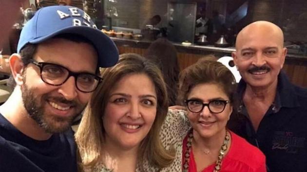 Sunaina Roshan with brother Hrithik, mother Pinky and father Rakesh Roshan.