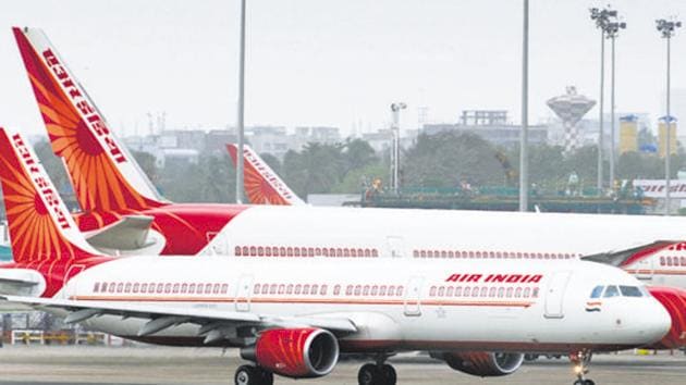 The Indian Pilots Guild (IPG), the union of pilots operating the wide-body Boeing fleet of AI, has demanded that their dues and arrears be cleared.(Mint / File Photo)