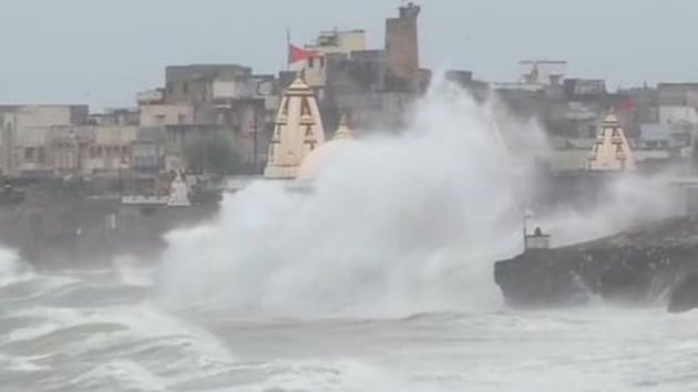 After touching Gujarat coast, the cyclone is likely to move parallel to Saurashtra and Kutch, bringing rain to Amreli, Gir Somnath, Diu, Junagarh, Porbandar, Rajkot, Jamnagar, Dwarka and Kutch.(ANI Photo)
