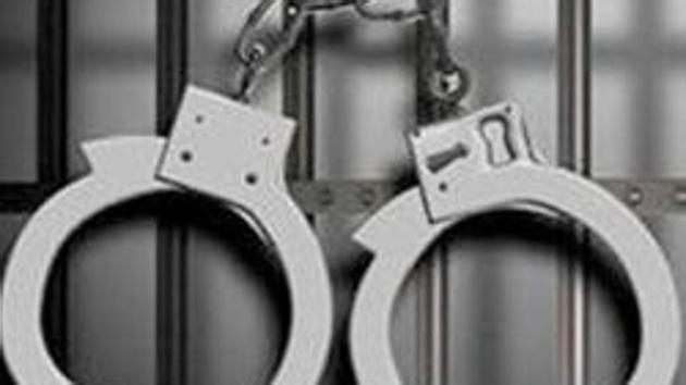 Arrest-handcuffs. Arrest-handcuffs.