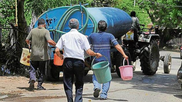 Prior to 1990, Gurugram was entirely dependent on groundwater as there was no major surface water source. (HT archives) Prior to 1990, Gurugram was entirely dependent on groundwater as there was no major surface water source. (HT archives)