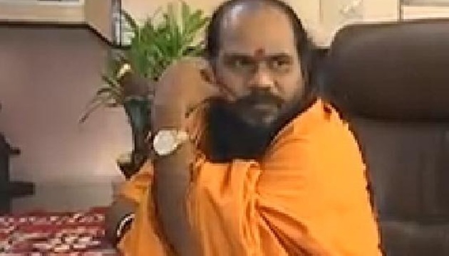 Swami Vairagyanand has submitted an application to the collector of Bhopal seeking permission to immolate himself on Sunday. (HT PHOTO) Swami Vairagyanand has submitted an application to the collector of Bhopal seeking permission to immolate himself on Sunday. (HT PHOTO)