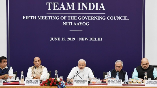 On the health sector, the Prime Minister in his opening remark of the governing council meeting said that several targets to be achieved by 2022 have to kept in mind.(HT Photo)