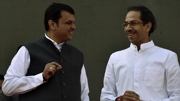 Maharashtra chief minister Devendra Fadnavis met Shiv Sena chief Uddhav Thackeray late on Friday night to discuss the modalities of the expansion.(HT PHOTO)