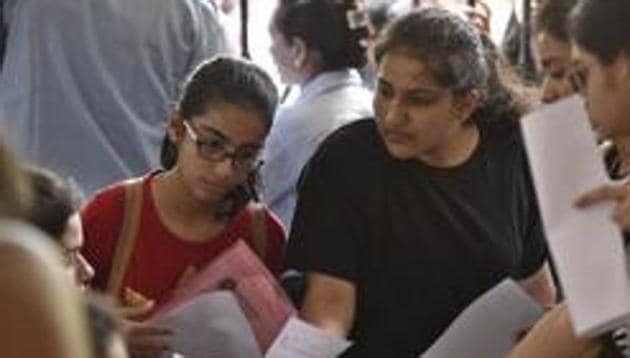 DU Admissions 2019: Last date of registration to extend till June 22 (Sanchit Khanna/HT PHOTO) DU Admissions 2019: Last date of registration to extend till June 22 (Sanchit Khanna/HT PHOTO)