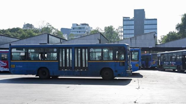In 2017-18 at least 10, 89,208 passengers used the PMPML bus service (Pratham Gokhale/HT Photo) In 2017-18 at least 10, 89,208 passengers used the PMPML bus service (Pratham Gokhale/HT Photo)