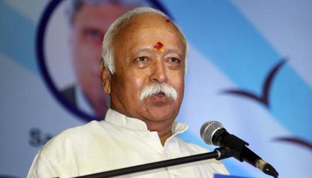 RSS chief Mohan Bhagwat referred to reports of violence from West Bengal and criticised the acrimony between political parties that has continued even after the polls.(HT PHOTO)
