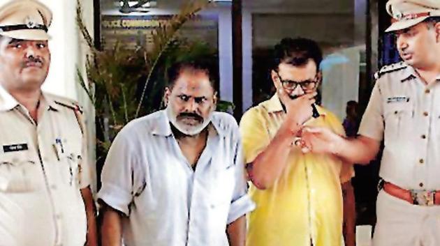 The accused were arrested from Sirhaul toll. (Yogendra Kumar/HT PHOTO) The accused were arrested from Sirhaul toll. (Yogendra Kumar/HT PHOTO)
