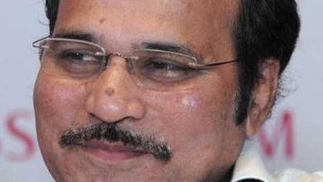 Modi, who was to leave the conference room, called Choudhury and patted him on his back telling others, including Congress leaders Ghulam Nabi Azad and Anand Sharma, that he is a “fighter”. (HT Photo) Modi, who was to leave the conference room, called Choudhury and patted him on his back telling others, including Congress leaders Ghulam Nabi Azad and Anand Sharma, that he is a “fighter”. (HT Photo)