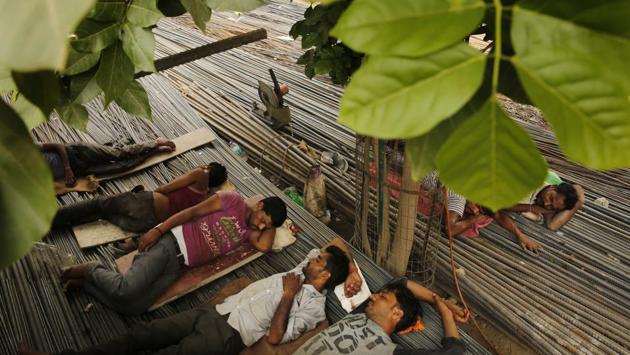 The 45°C heat wave sweeping across Bihar claimed at least 70 lives in the past 24 hours in three districts of the Magadh division. In order to minimise heat stroke deaths, the Gaya and Aurangabad DMs have issued dos and don’ts for people advising them to avoid being out much during the day. They have also ordered all schools remain closed, extending the summer vacation to June 19. (Rajesh Kumar Singh / AP)