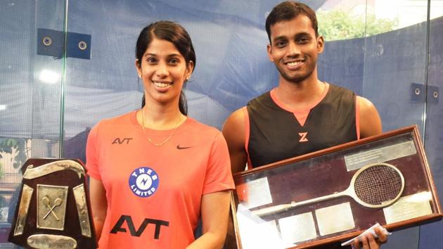 Mahesh Mangaonkar (right) outplayed Abhishek Pradhan 12-10, 11-7, 11-9 in an all-Maharashtra battle while India number 1 Joshna Chinappa beat first-time finalist Sunayna Kuruvilla 11-5, 11-4, 7-11, 11-5. (HT PHOTO) Mahesh Mangaonkar (right) outplayed Abhishek Pradhan 12-10, 11-7, 11-9 in an all-Maharashtra battle while India number 1 Joshna Chinappa beat first-time finalist Sunayna Kuruvilla 11-5, 11-4, 7-11, 11-5. (HT PHOTO)