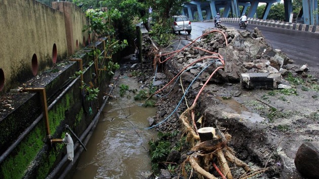 The Brihanmumbai Municipal Corporation’s (BMC) law committee has asked the civic administration to come up with a compensation policy for citizens who are injured or killed in rain-related accidents caused directly or indirectly by the civic body’s negligence.