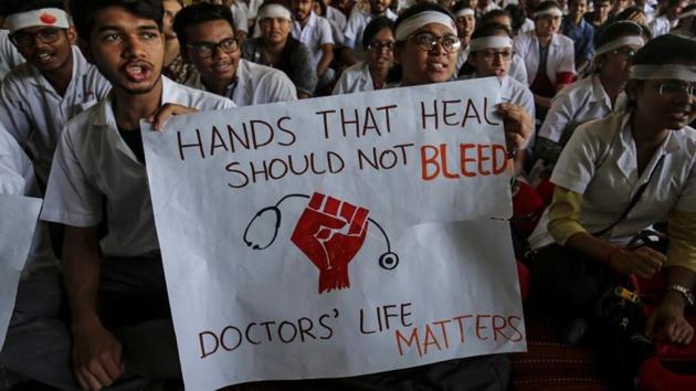 The violence broke out a day after the culmination of a week-long protest across the country against assault on doctors and medical staff by angry relatives.(REUTERS photo)