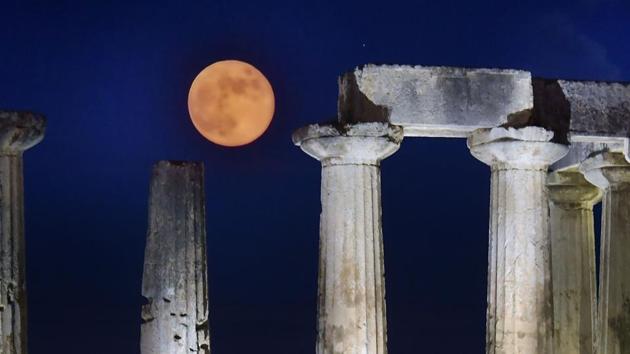 The Moon contains clues to the ancient mysteries of the Sun, which are crucial to understanding the development of life, according to NASA scientists. (AFP File Photo) The Moon contains clues to the ancient mysteries of the Sun, which are crucial to understanding the development of life, according to NASA scientists. (AFP File Photo)