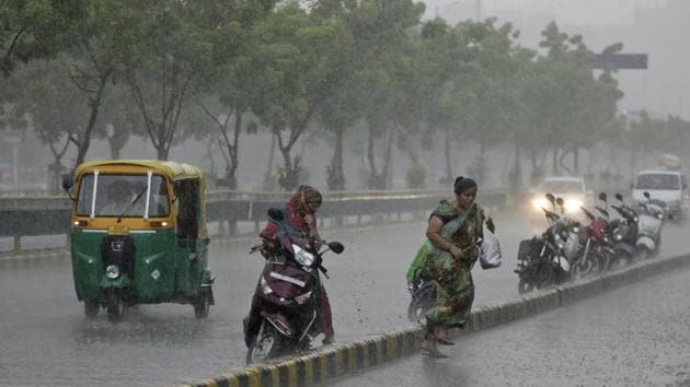 Having missed its earlier deadline to clean all rainwater harvesting pits in the city by June 15, the Municipal Corporation of Gurugram(MCG), whose concessionaire has only been able to clean 120 of 627 such pits, has set a fresh deadline of June 30 for the job even as pre-monsoon showers hit the city on Monday.(AP Photo)