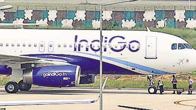 Three crew members on-board a Mumbai-Allahabad flight on Monday evening were injured when the aircraft encountered air turbulence.(HT/Gurminder Singh /Representative Image) Three crew members on-board a Mumbai-Allahabad flight on Monday evening were injured when the aircraft encountered air turbulence.(HT/Gurminder Singh /Representative Image)