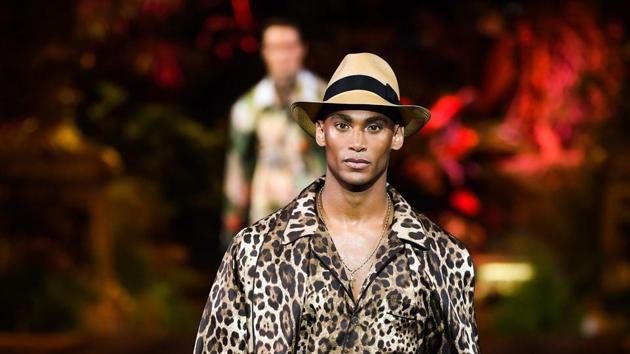 Dolce Gabbana  Fashion, Leopard fashion, Runway fashion