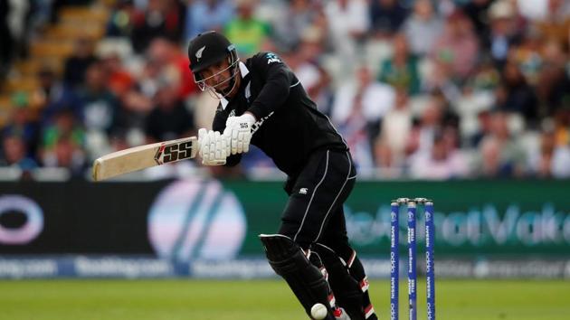 Colin de Grandhomme walked out and injected momentum into the chase (Action Images via Reuters)