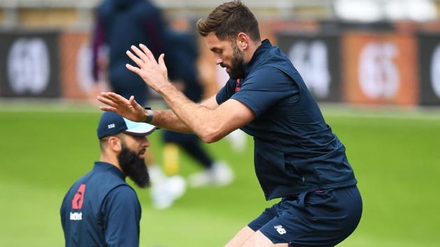 England's Liam Plunkett (R) attends a training session at Headingly in Leeds. (AFP) England's Liam Plunkett (R) attends a training session at Headingly in Leeds. (AFP)