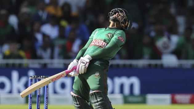 Bangladesh's Mushfiqur Rahim run-stand with Mahmudullah for the fourth wicket before Nathan Coulter-Nile dismissed the latter. (AP)