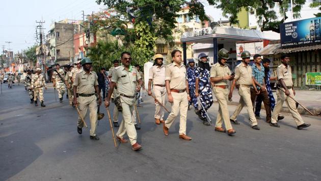 One person was shot dead and three others were seriously injured in Bhatpara area of West Bengal’s North 24 Parganas district as clashes broke out between two groups on Thursday, a police officer said. According to reports, bombs were hurled and several rounds of bullets fired in the air by the members of the two warring groups near a newly constructed police station, which was scheduled for inauguration on Thursday. (ANI File)
