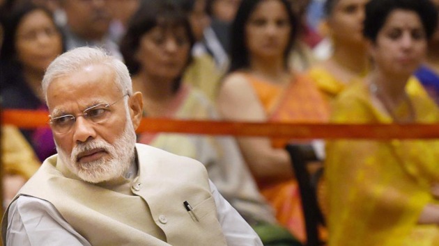 A Lok Sabha MP said the prime minister stayed at the dinner venue for about 10-15 minutes and then left as he has to go to Ranchi tomorrow to attend the Yoga Day programme.(HT Photo) A Lok Sabha MP said the prime minister stayed at the dinner venue for about 10-15 minutes and then left as he has to go to Ranchi tomorrow to attend the Yoga Day programme.(HT Photo)