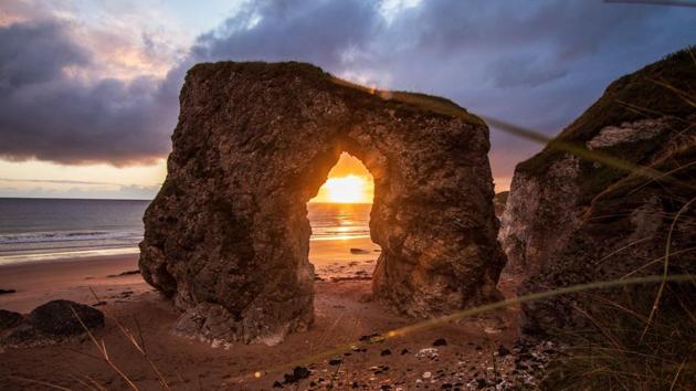 Many people captured beautiful images of the sunrise to celebrate summer solstice.(Twitter/@BC_Tweeting) Many people captured beautiful images of the sunrise to celebrate summer solstice.(Twitter/@BC_Tweeting)