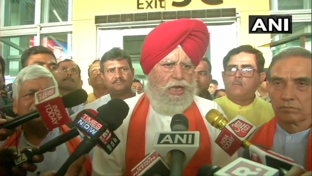 BJP MP S S Ahluwalia is leading a three-member delegation to Bhatapara, near Kolkata. (ANI) BJP MP S S Ahluwalia is leading a three-member delegation to Bhatapara, near Kolkata. (ANI)