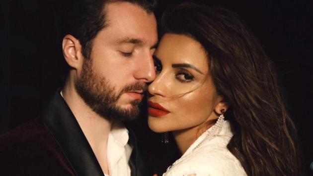 Shama Sikander with James Milliron. Shama Sikander with James Milliron.