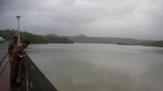 At 77,763 million litres, the seven lakes supplying potable water to the city – Upper Vaitarna, Modak Sagar, Tansa, Middle Vaitarna, Bhatsa, Vihar and Tulsi – collectively have only 5.37% of the useful water stock(HT File)
