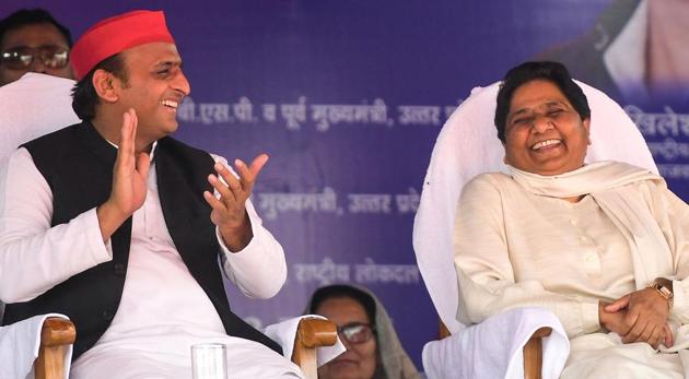Samajwadi Party (SP) president Akhilesh Yadav (L) and Bahujan Samaj Party (BSP) president Mayawati (R) (AFP file photo) Samajwadi Party (SP) president Akhilesh Yadav (L) and Bahujan Samaj Party (BSP) president Mayawati (R) (AFP file photo)